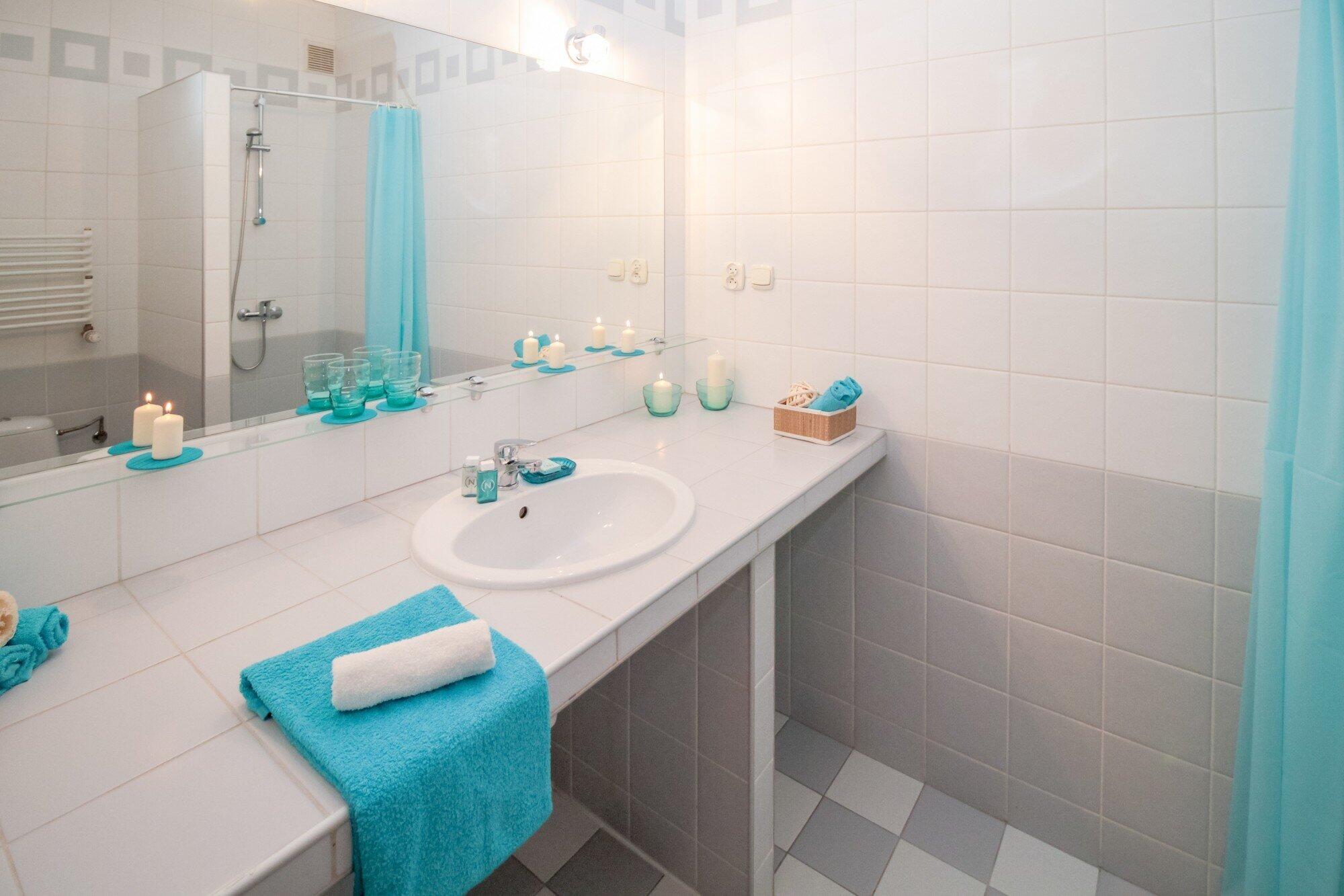 Top Bathroom Cleaning Tips for Vacation Rentals